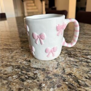 T.J.Maxx White and Pink Bow Mug
